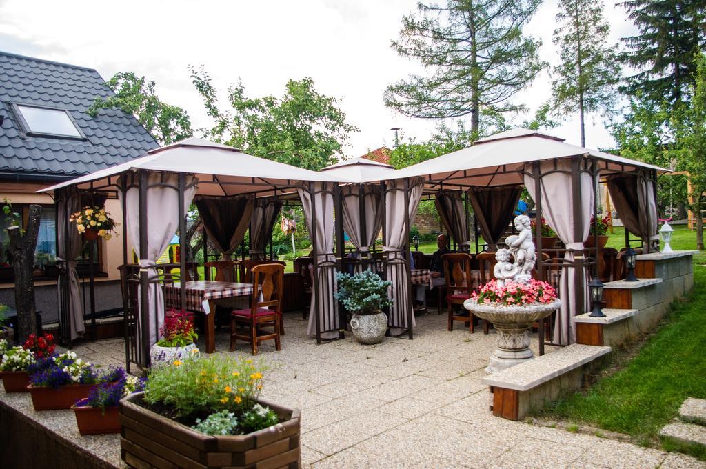 Penzion Vila Petra Bed&Breakfast Velky Slavkov Exterior photo